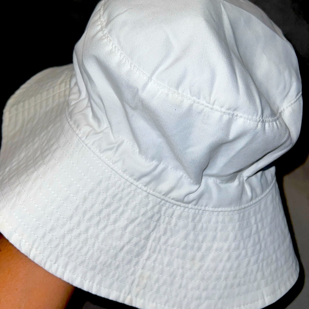 White adjustable bucket hat - toddler